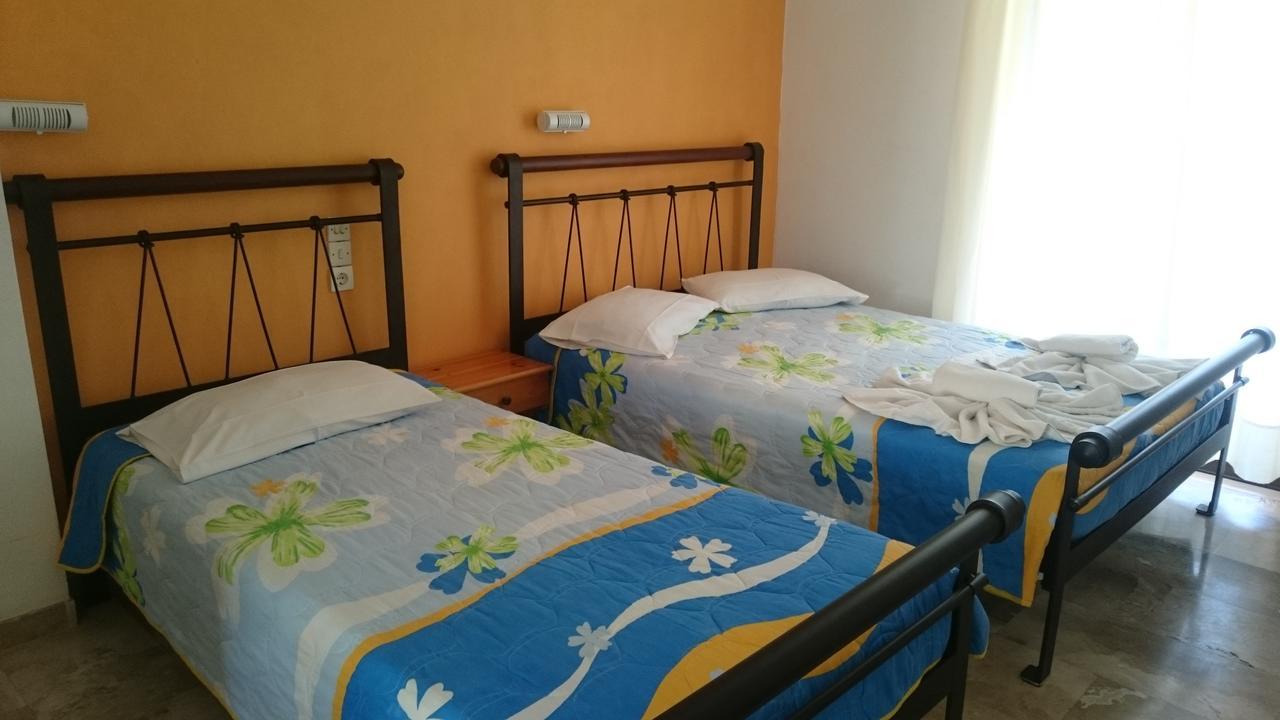 Dakis Studios Keri Ngoại thất bức ảnh