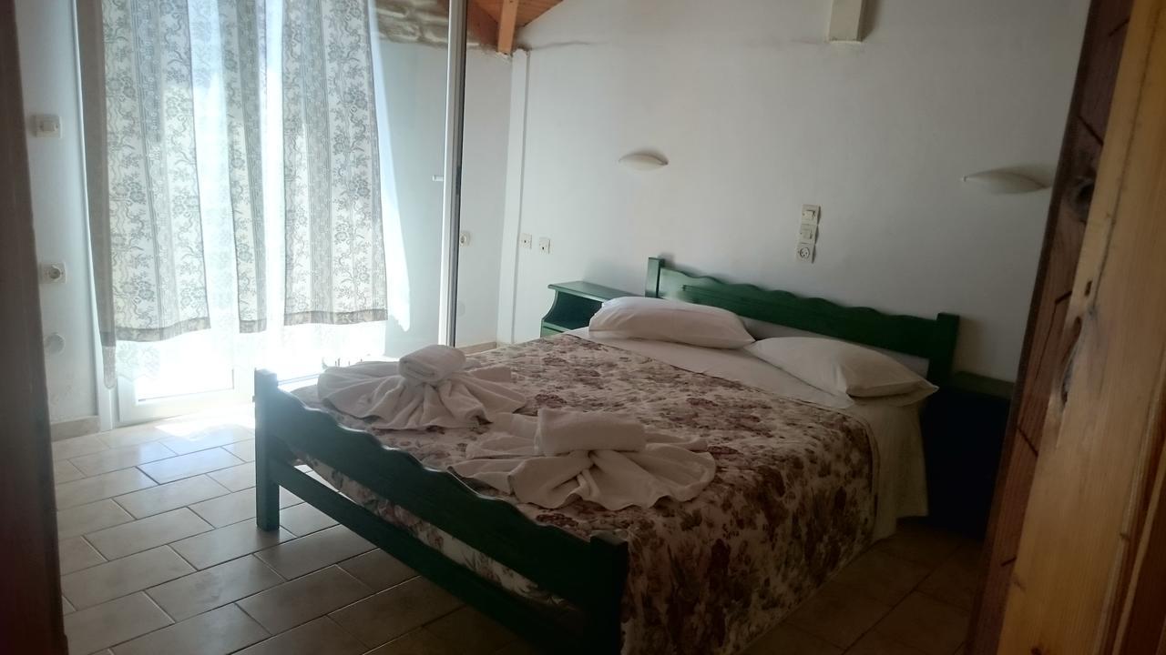 Dakis Studios Keri Ngoại thất bức ảnh